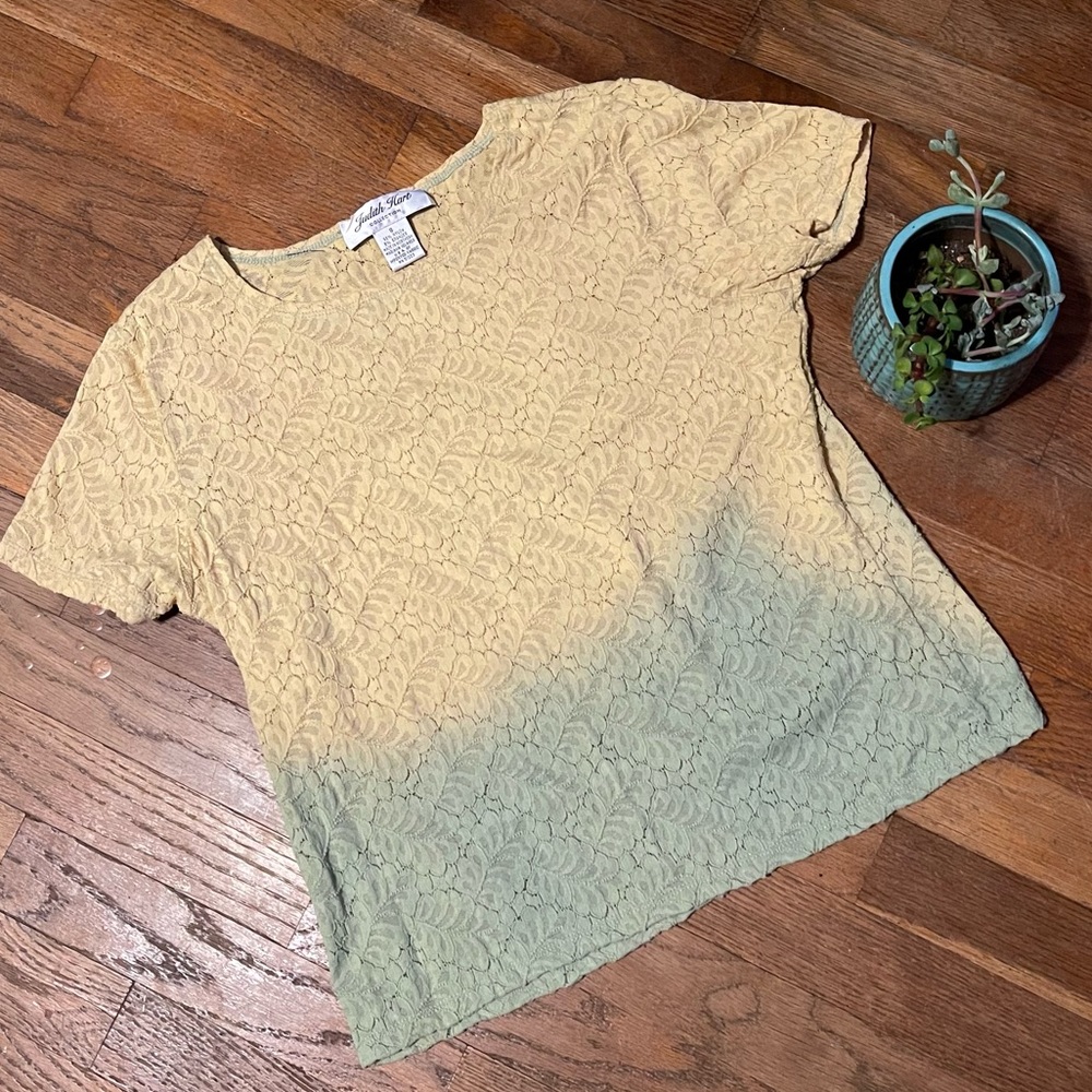 Vintage 80s two Color stretchy Lace Shirt